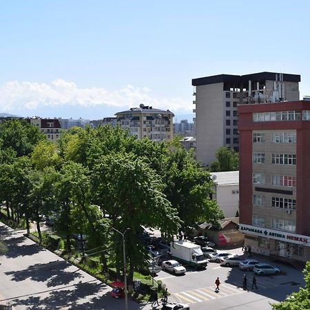 Studio Boutique Apartment Бишкек Екстериор снимка