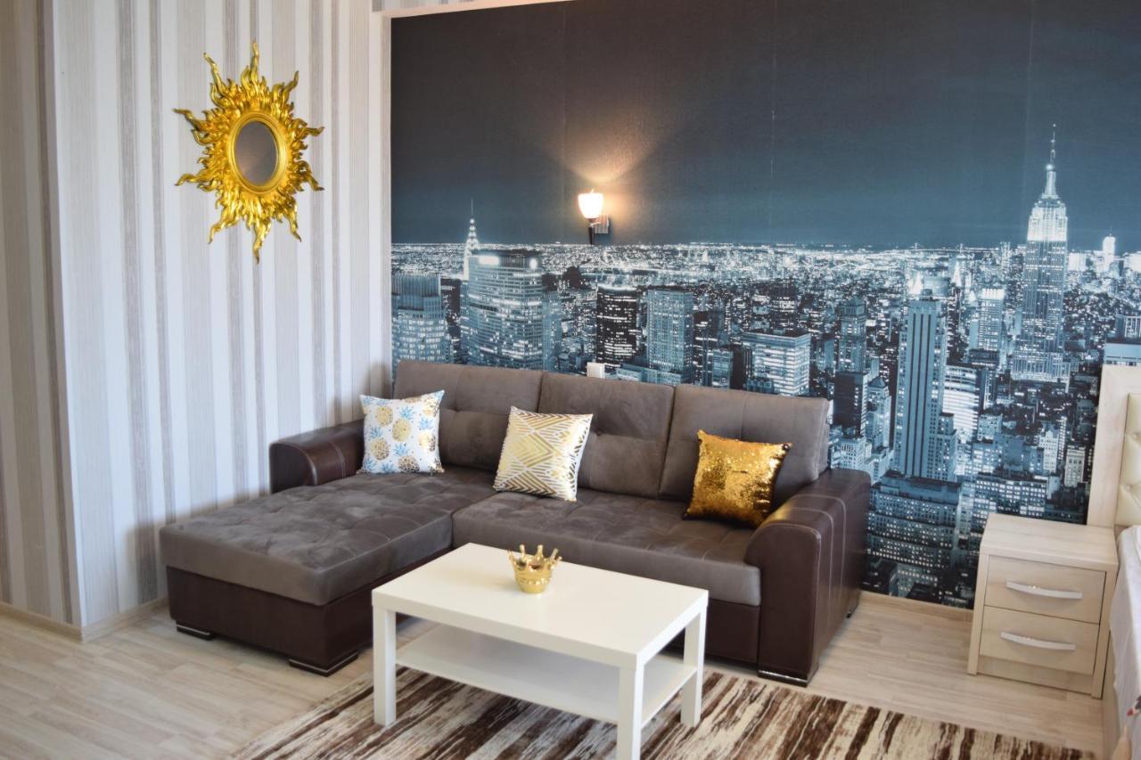Studio Boutique Apartment Бишкек Екстериор снимка